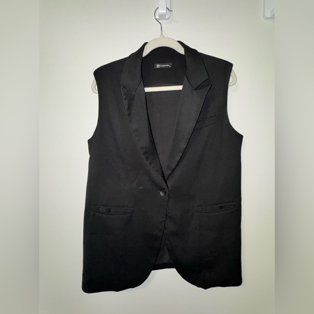 PRETTYGARDEN | Black blazer vest with shoulder pads